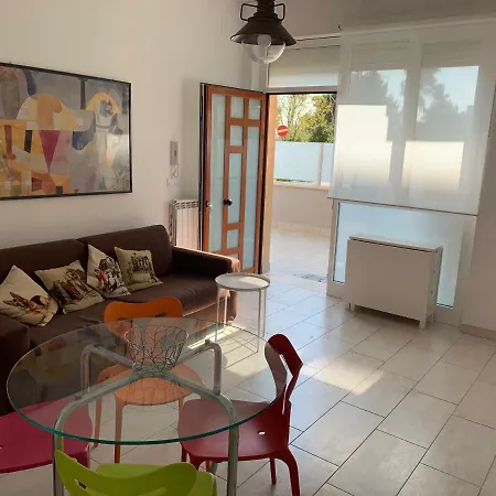 Apartament Pineta A Mare *